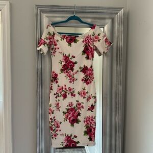 Bisou Bisou dress Size 4- worn once and perfect for any occasion!